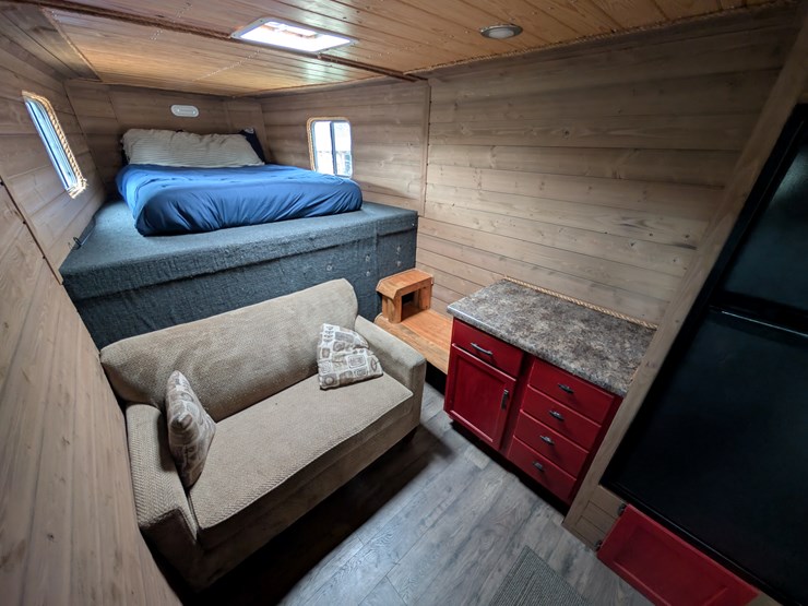 #282-•-2015-featherlite-29'-aluminum-gooseneck-horse-trailer-(wi-title)-(ridgeland,-wi)-image-41