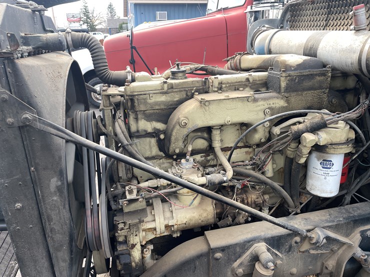 #246-•-1961-kenworth-truck-tractor-(has-nd-title)-(mora,-mn)-image-8