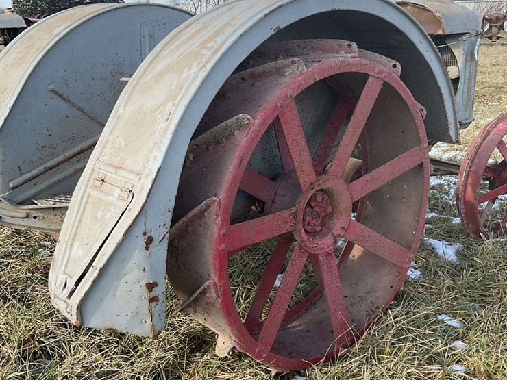 fordson-project-tractor-image-13