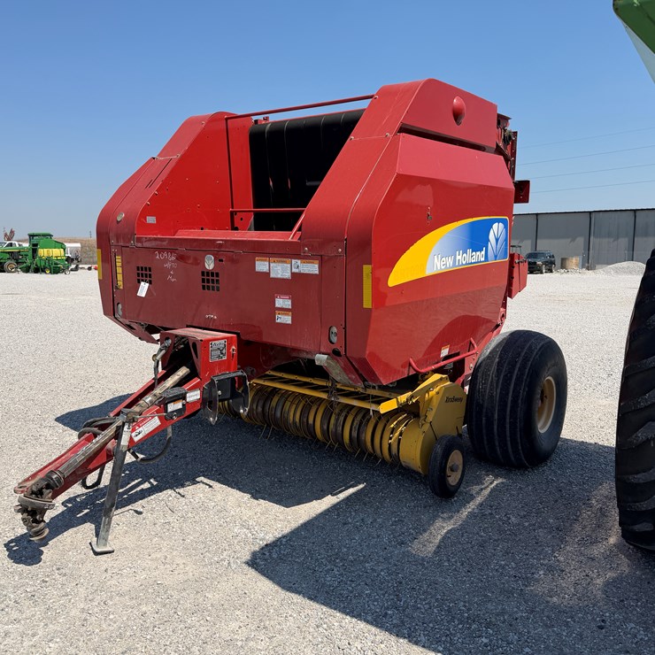 2009 NEW HOLLAND BR7090