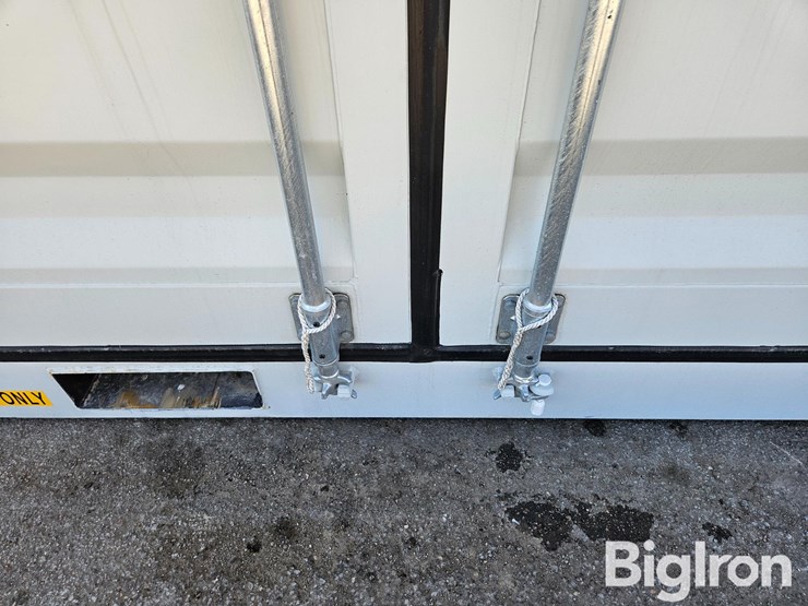 2025-massey-ferguson-730-image-14