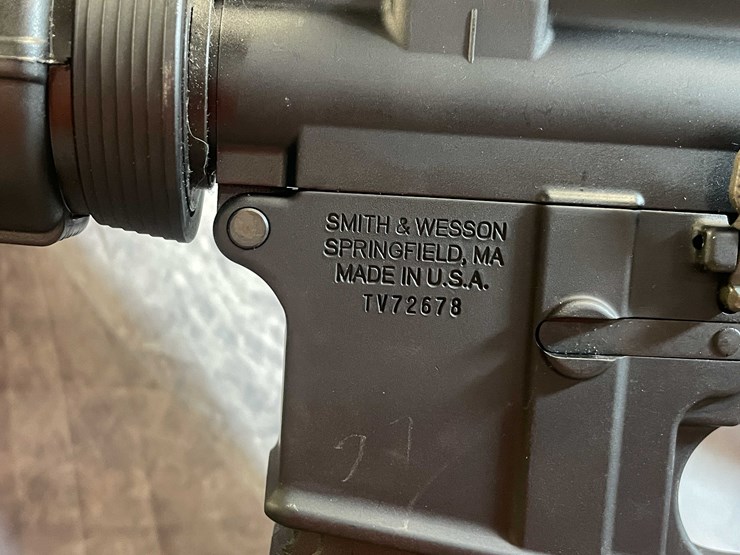 #10140-•-smith-&-wesson-m&p-15-sport-,-556-nato-semi-auto-rifle,-sn:-tv72678-image-16