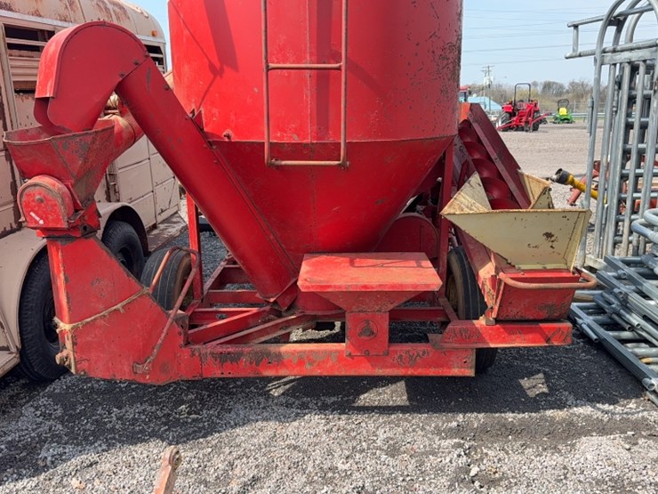 3448-gehl-55-image-3