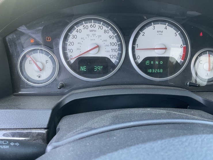 2010-dodge-grand-caravan-image-5