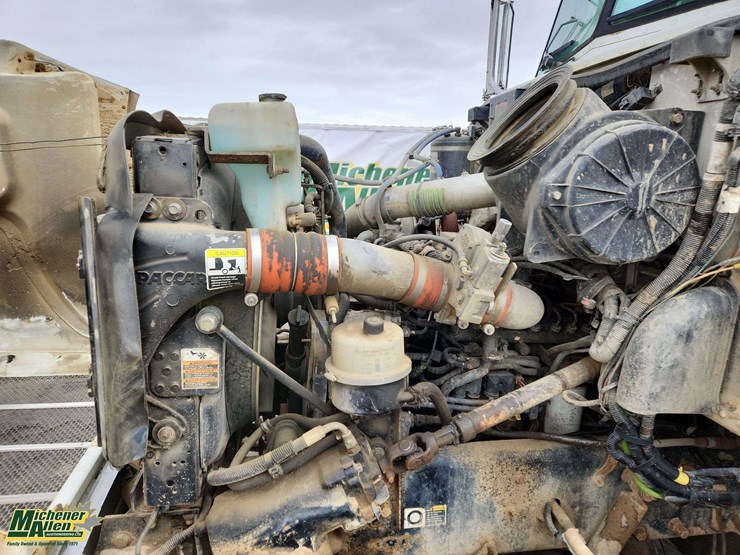 2008-peterbilt-340-image-23