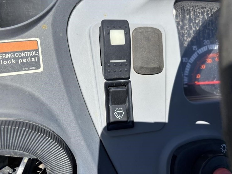 2007-kubota-rtv1100-image-15