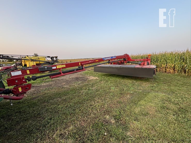 new-holland-316-image-4