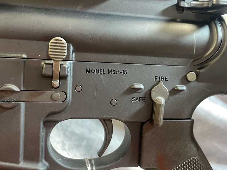 #10140-•-smith-&-wesson-m&p-15-sport-,-556-nato-semi-auto-rifle,-sn:-tv72678-image-17