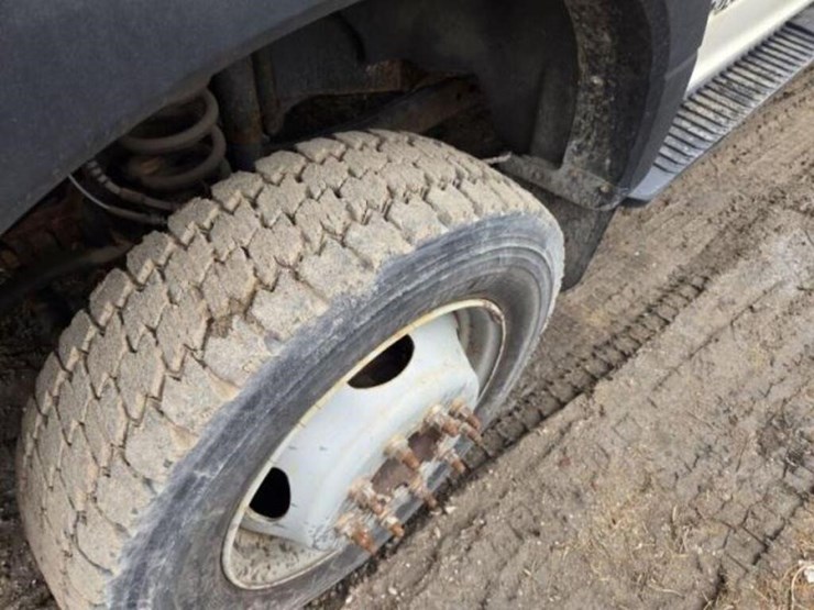 2018-ford-f550-xlt-image-21