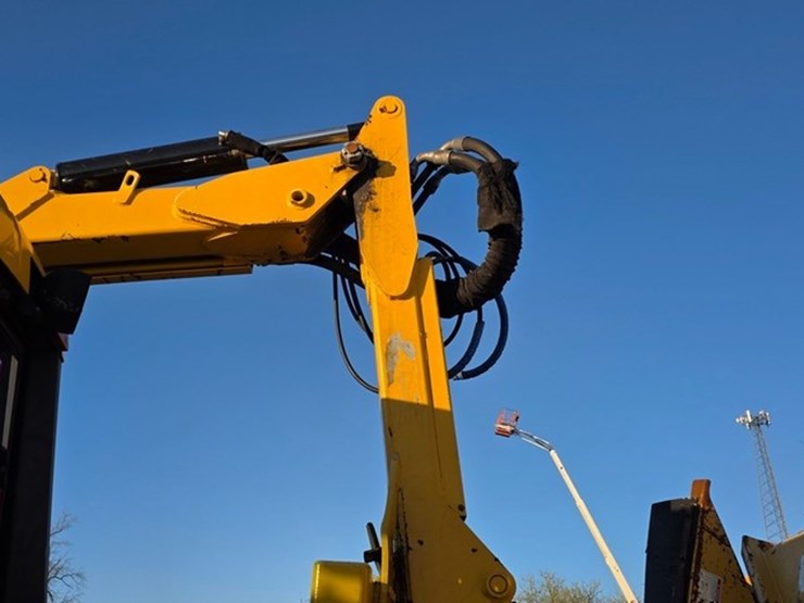 2002-john-deere-6410-image-31