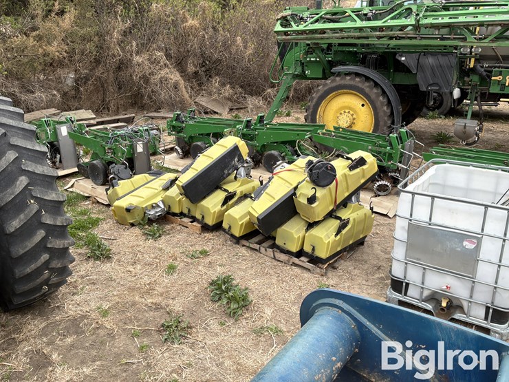 john-deere-12-image-4