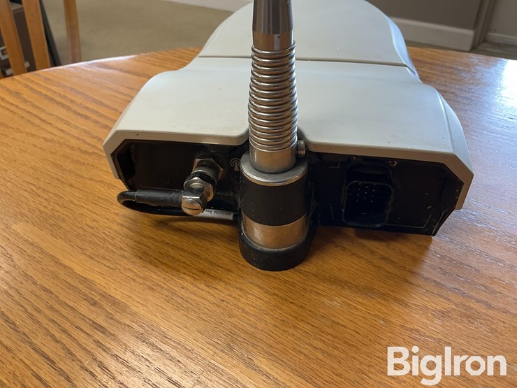 ag-leader-gps-7500-globe-image-15