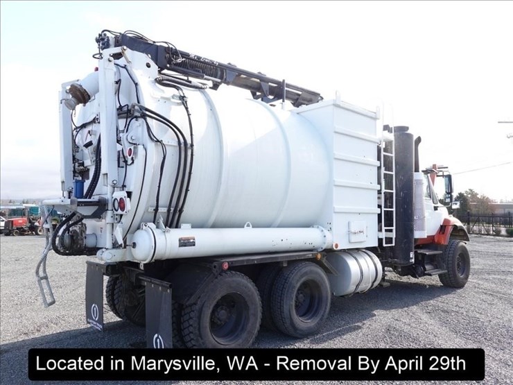 2005-international-7600-image-45