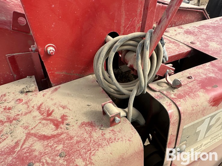 case-ih-1250-image-14