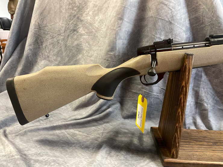 #10137-•-weatherby-vangaurd,-7mm-rem-mag-bolt-action-rifle,-sn:-vb065127-image-2