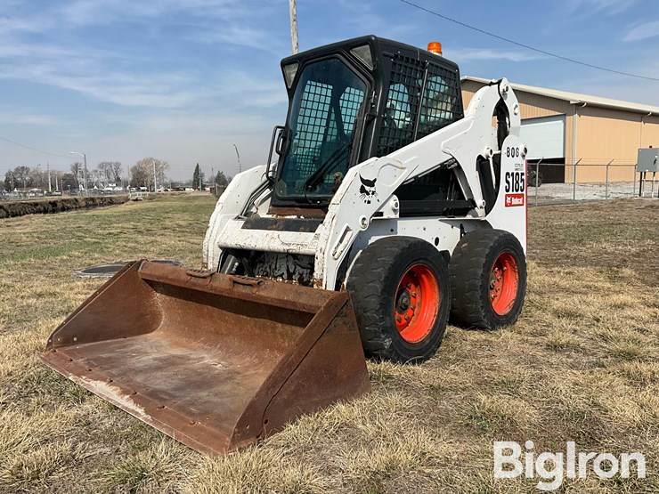 2010-bobcat-s185-image-1