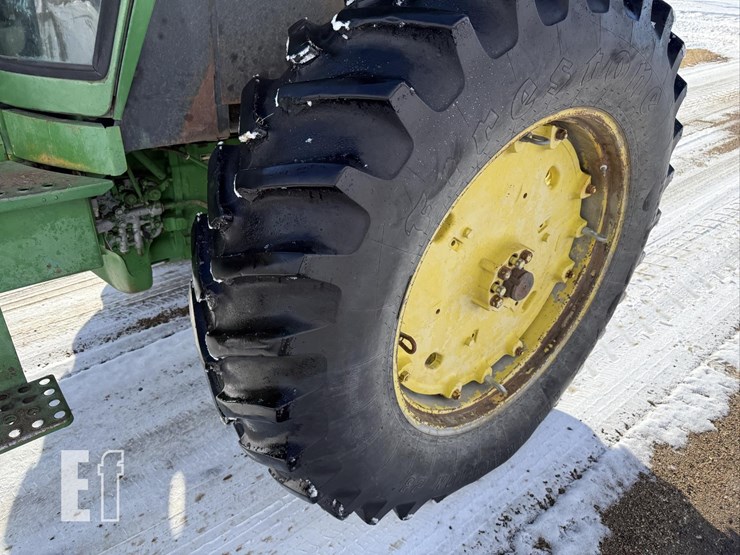 john-deere-4440-image-20