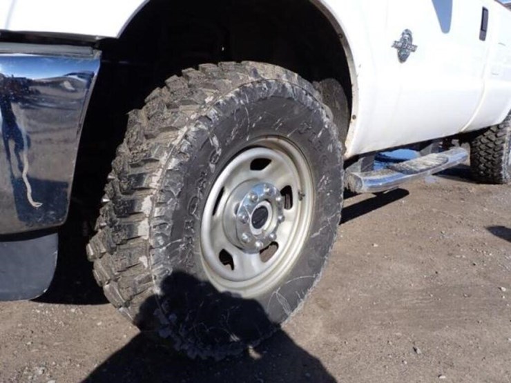 2016-ford-f350-xlt-image-24