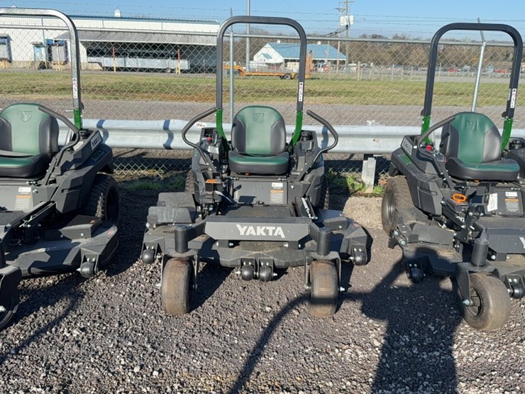 #4034-•-yakta-yxr-120-zero-turn-mower-image-2