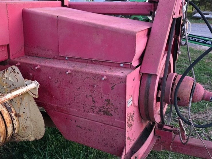 new-holland-315-image-8