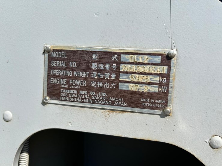 2013-takeuchi-tl12-image-25