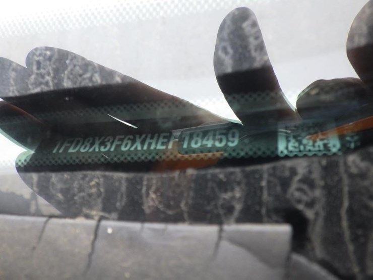 2017-ford-f350-image-16