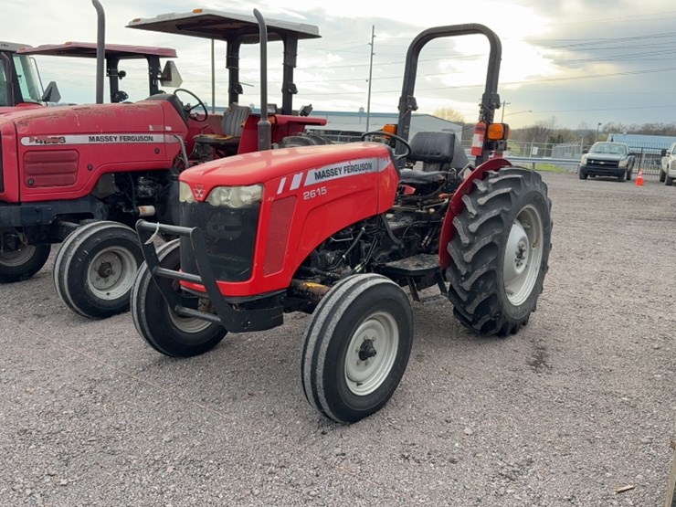 massey-ferguson-2615-image-1