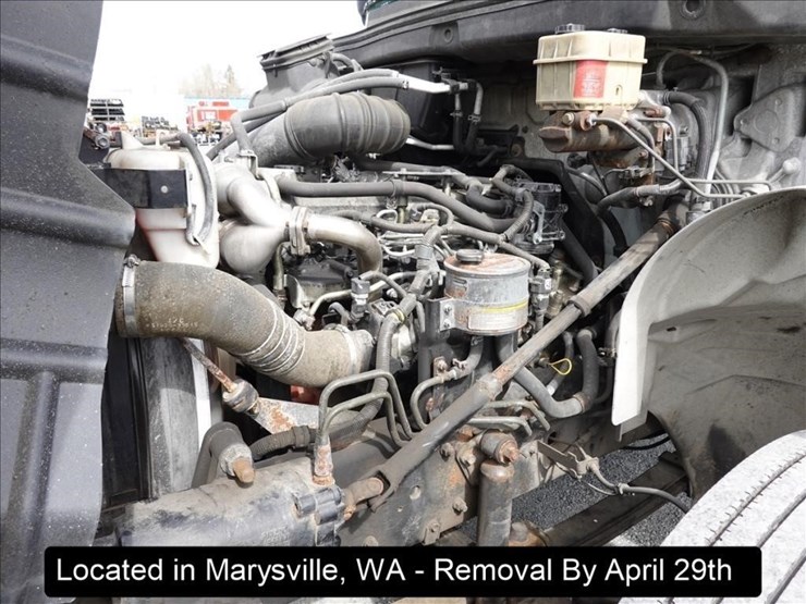 2009-hino-268-image-27