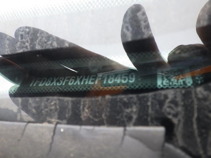 2017-ford-f350-image-16