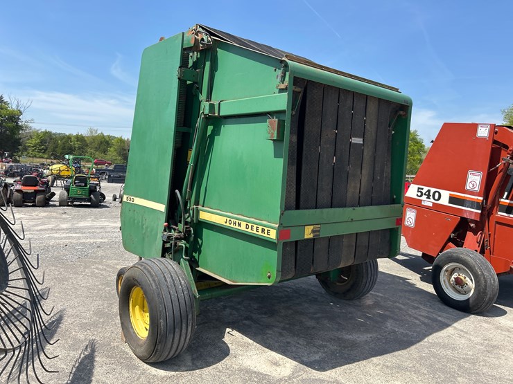 john-deere-530-image-4