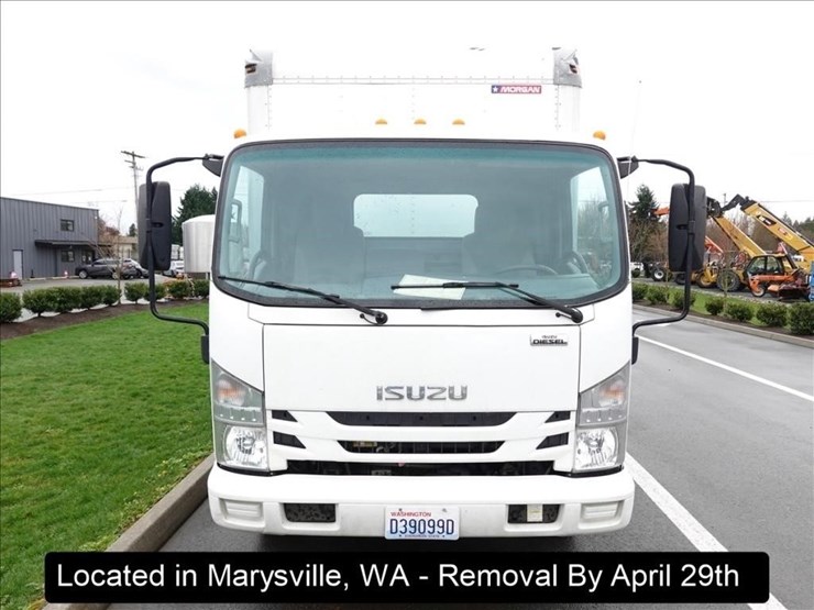 2016-isuzu-nqr-image-16