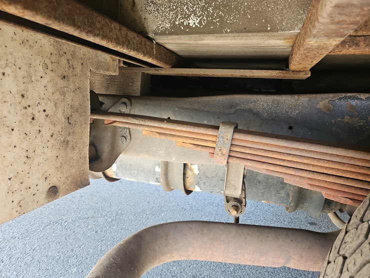 2005-ford-e450-image-15