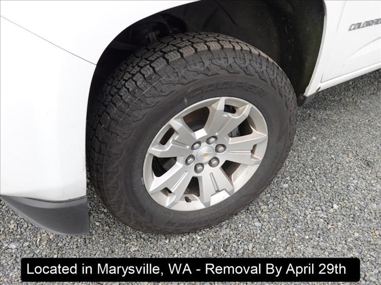 2015-chevrolet-colorado-lt-image-14