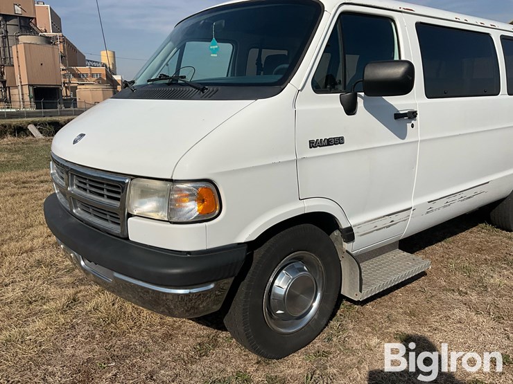 1994-dodge-350-image-9