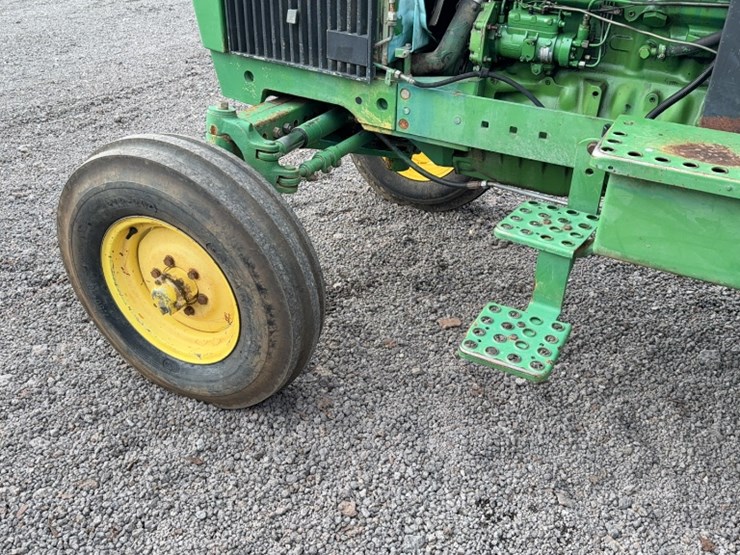 john-deere-2355-image-16