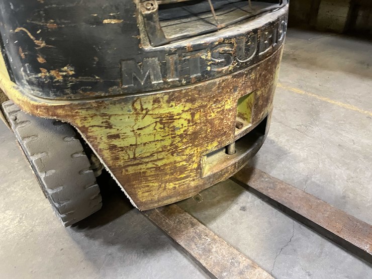 mitsubishi-fg35-image-18