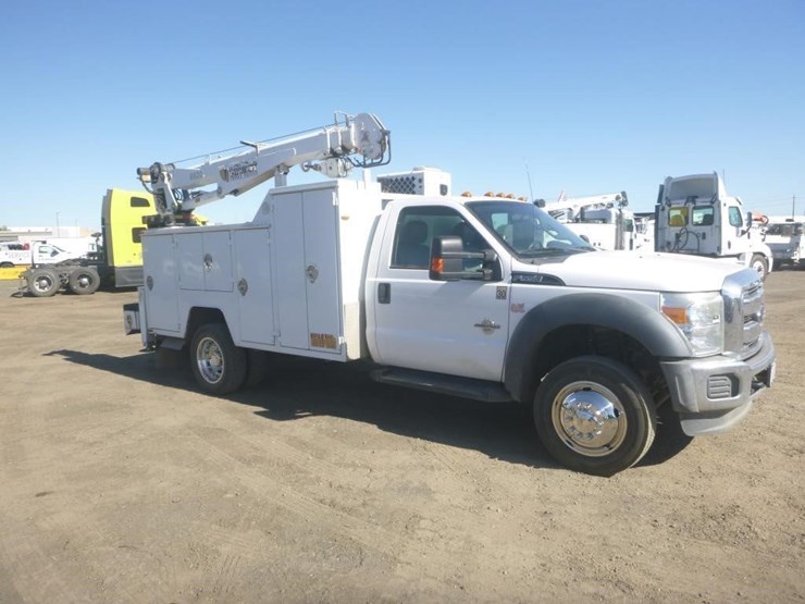 2015-ford-f550-image-2