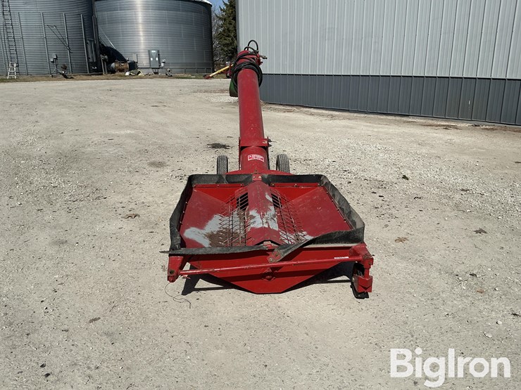 buhler-farm-king-y1010h-image-2