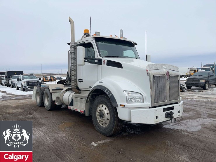 2018-kenworth-t880-image-2