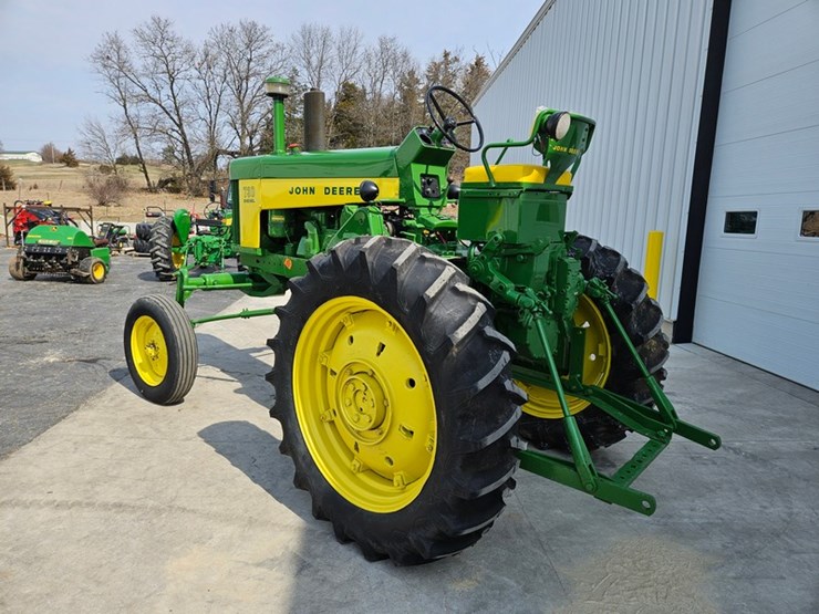 1959-john-deere-730-image-3
