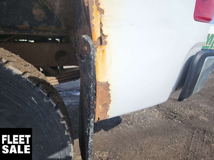 2013-chevrolet-silverado-1500-image-44