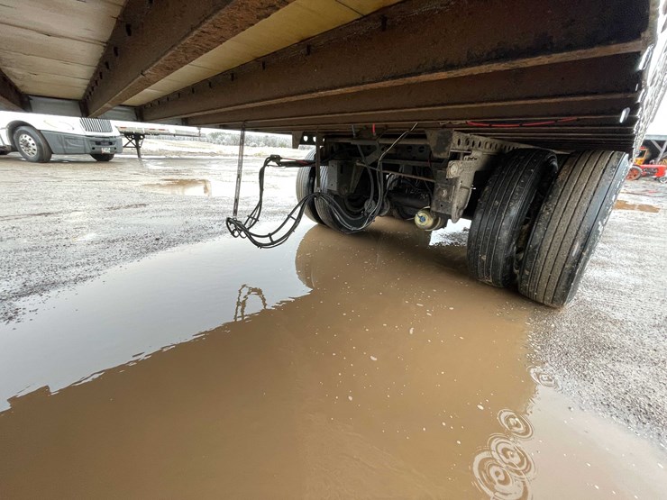 #270-•-2009-stoughton-semi-trailer-(denmark,-wi)-image-11