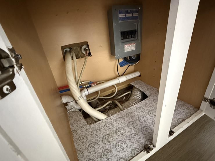 #3004-•-2003-40'-gooseneck-concession-trailer-image-31