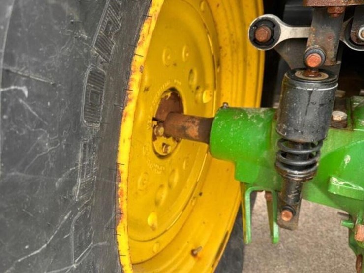 2020-john-deere-6130m-image-57