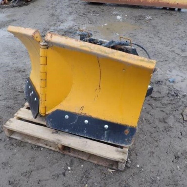 Trackless Hydraulic V-Plow
