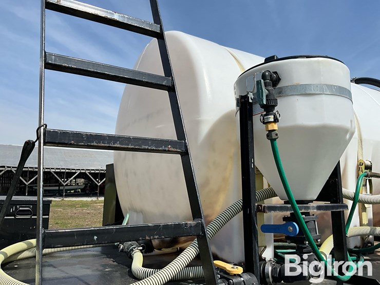 2000-international-4700-image-15