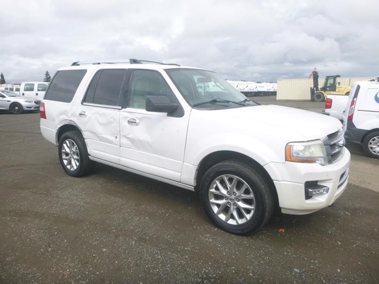 2015-ford-expedition-image-2