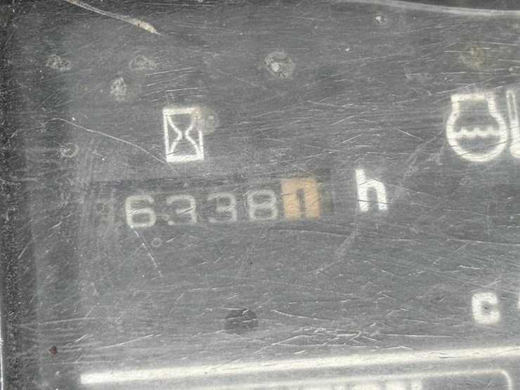 komatsu-pc28uu-2-image-44