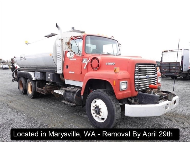 1991-ford-l9000-image-35