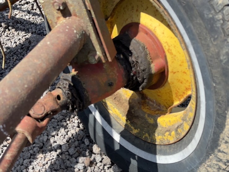 new-holland-256-image-7